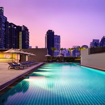 Hotel Nikko Bangkok Exterior photo The swimming pool at the hotel