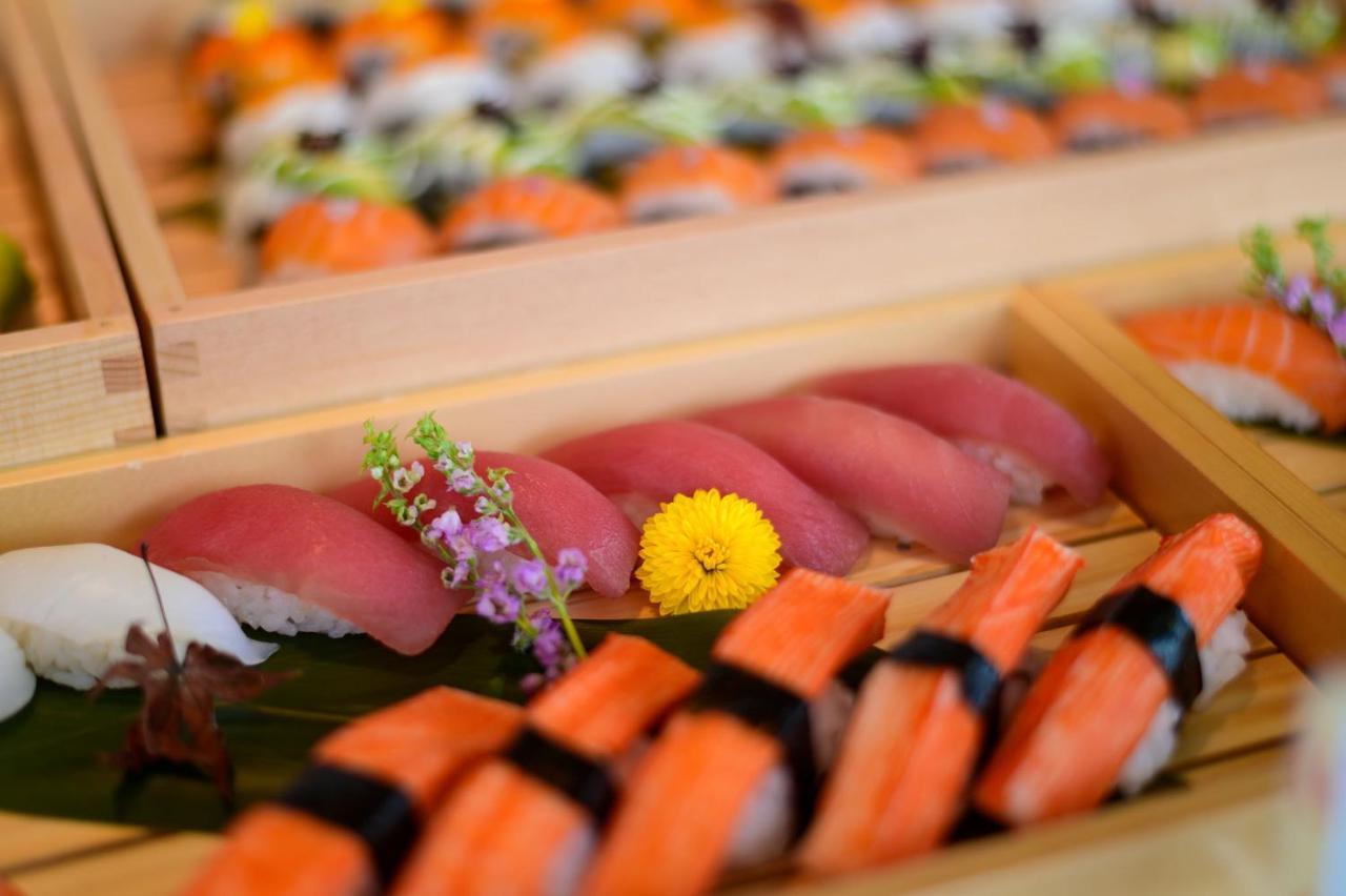 Hotel Nikko Bangkok Exterior photo Sushi